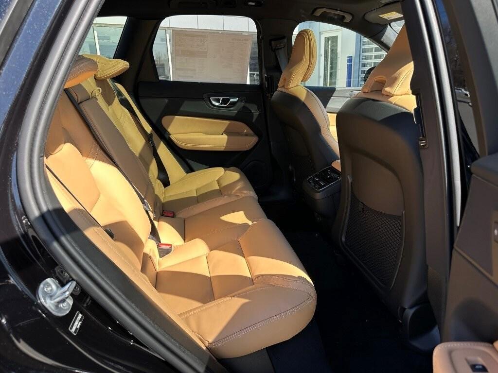 new 2025 Volvo XC60 car, priced at $59,645