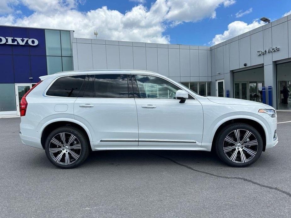 new 2024 Volvo XC90 car, priced at $71,395