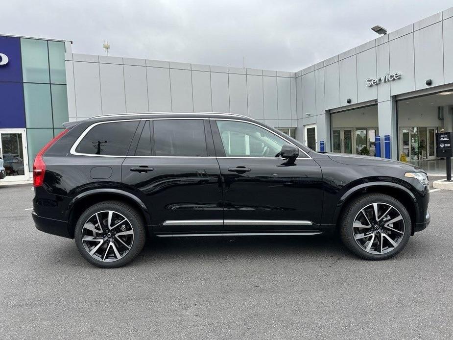 new 2025 Volvo XC90 car, priced at $61,695