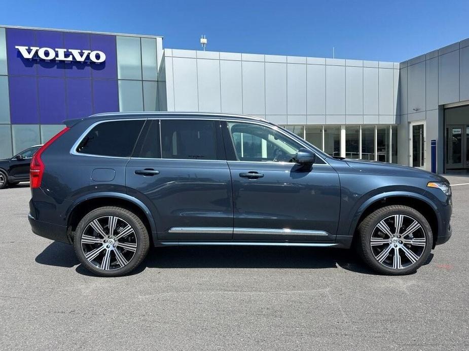 new 2025 Volvo XC90 car, priced at $69,681