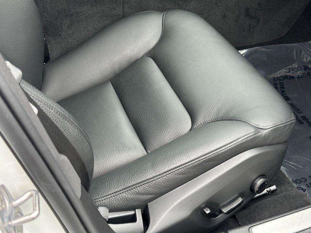 used 2024 Volvo S60 Recharge Plug-In Hybrid car, priced at $43,980