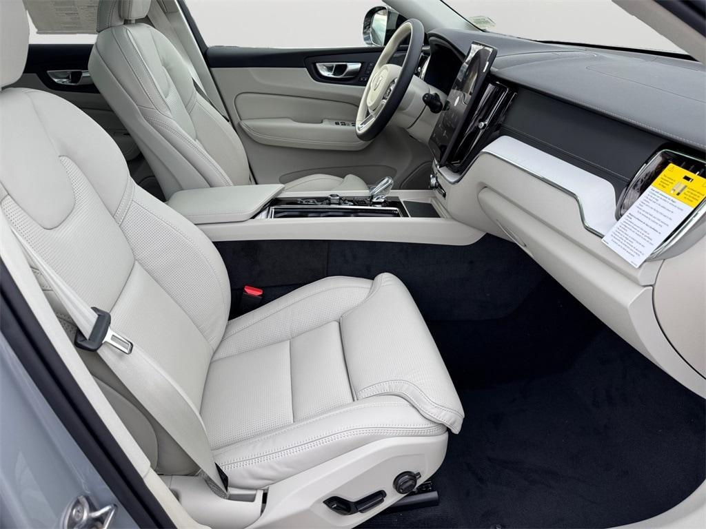 new 2026 Volvo XC60 Plug-In Hybrid car, priced at $74,395