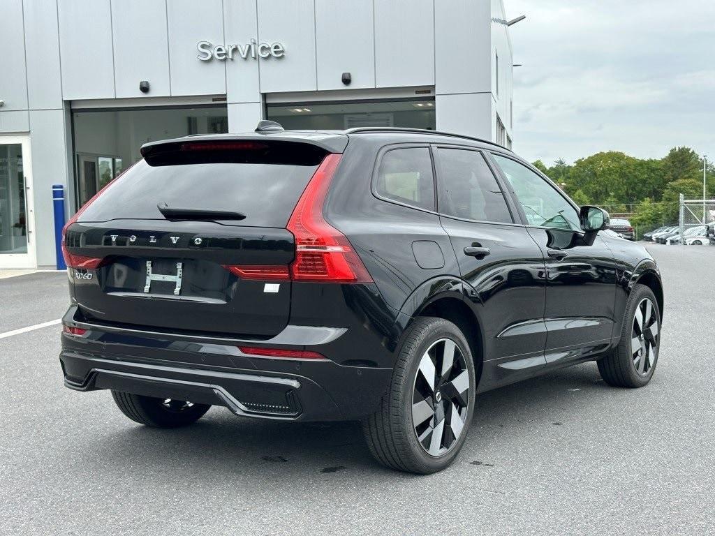 used 2023 Volvo XC60 Recharge Plug-In Hybrid car, priced at $51,980