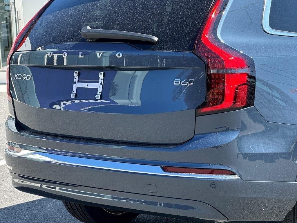 new 2025 Volvo XC90 car, priced at $65,745