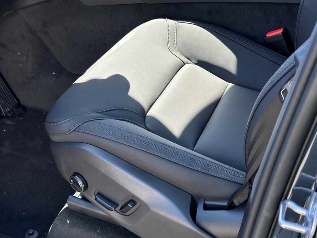 new 2025 Volvo XC90 car, priced at $68,245