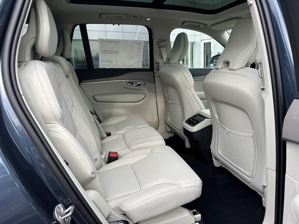 new 2025 Volvo XC90 car, priced at $65,553