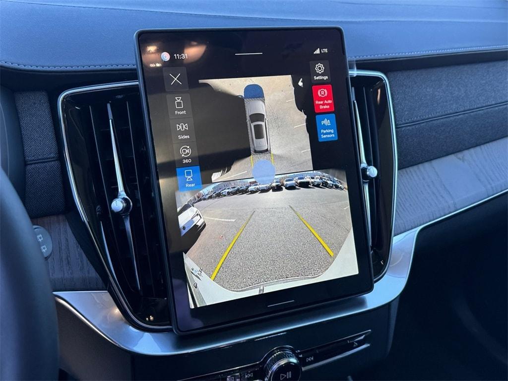 new 2026 Volvo XC90 car, priced at $73,321