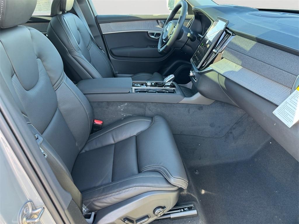 new 2026 Volvo XC90 car, priced at $73,321