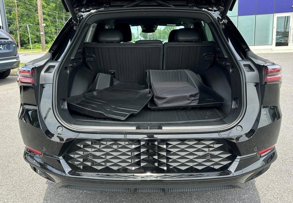 used 2024 Chevrolet Equinox EV car, priced at $30,980