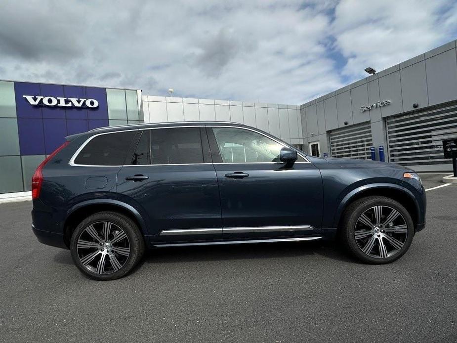 new 2025 Volvo XC90 car, priced at $70,399