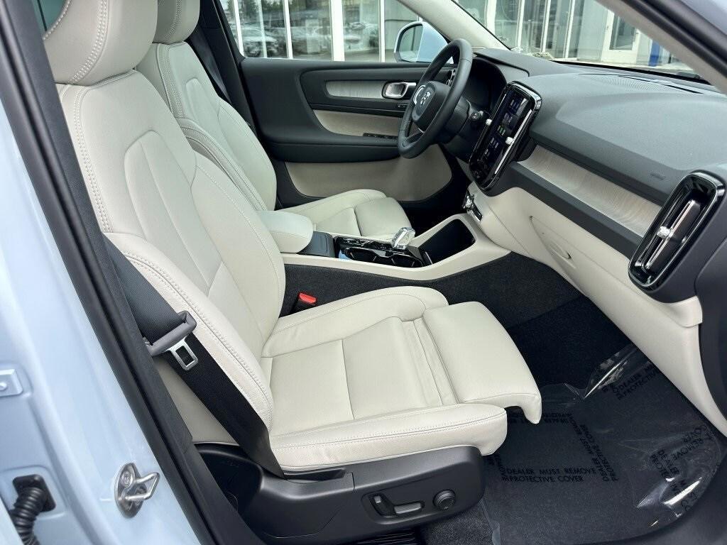 used 2025 Volvo XC40 car, priced at $44,980