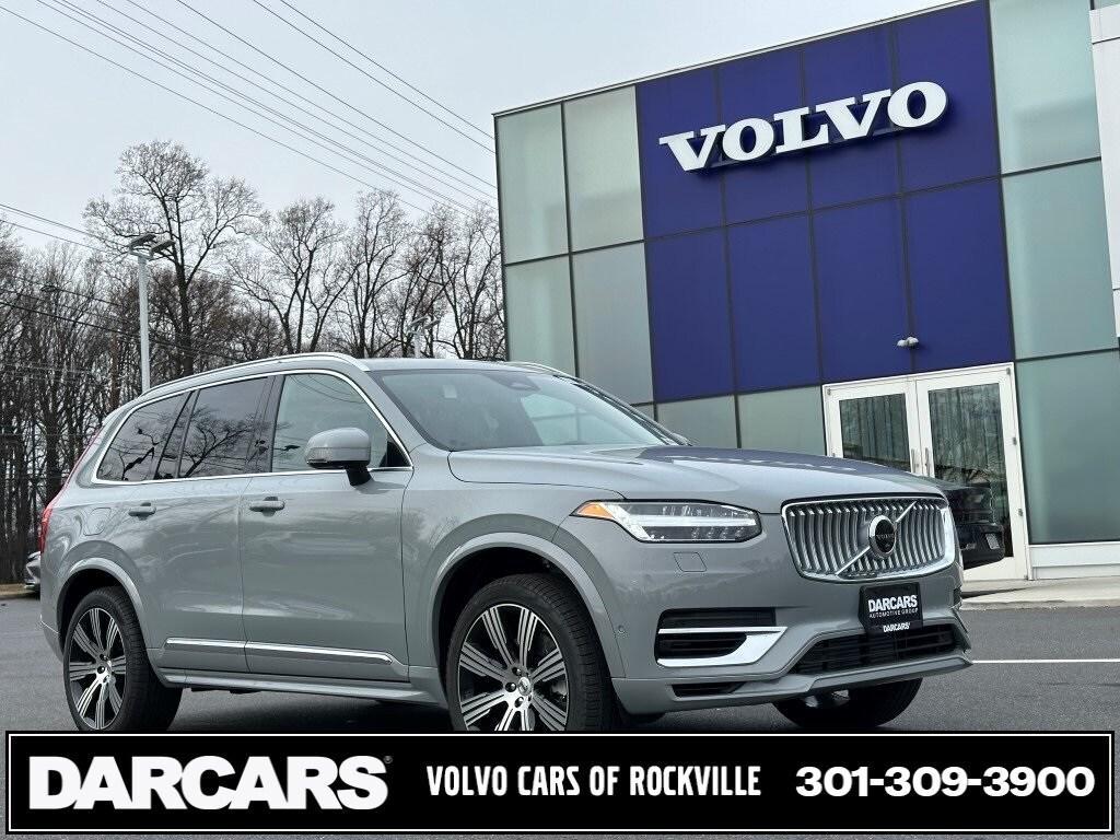 new 2025 Volvo XC90 Plug-In Hybrid car