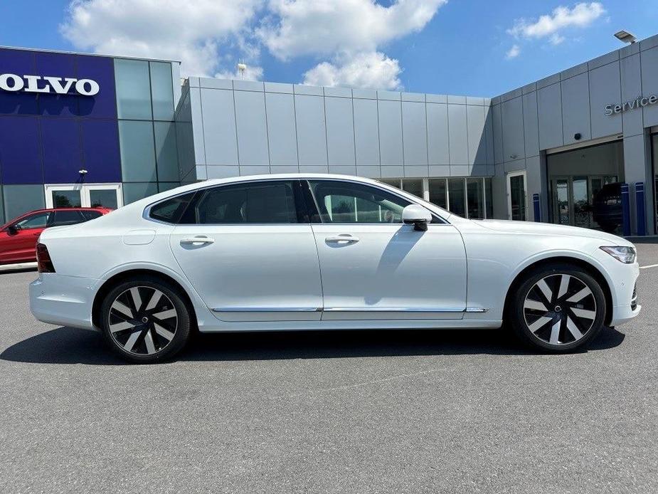 new 2024 Volvo S90 Recharge Plug-In Hybrid car, priced at $73,225