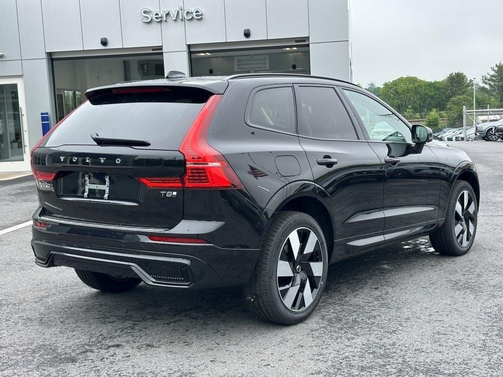 new 2025 Volvo XC60 Plug-In Hybrid car, priced at $66,260