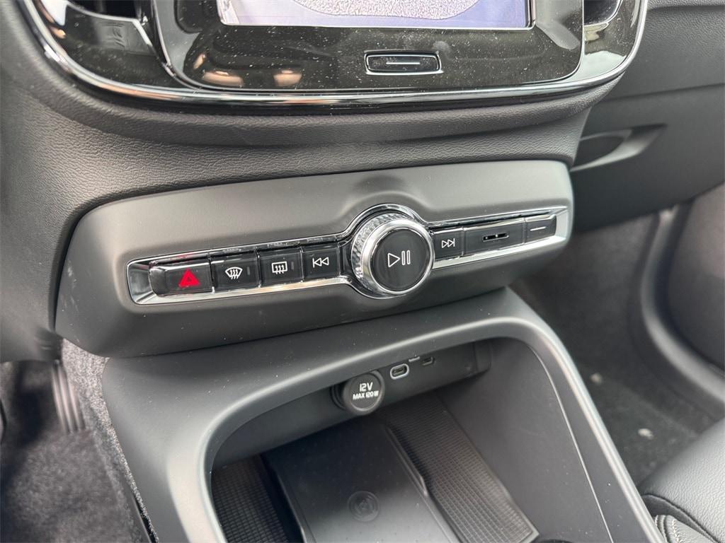 new 2026 Volvo XC40 car, priced at $50,150