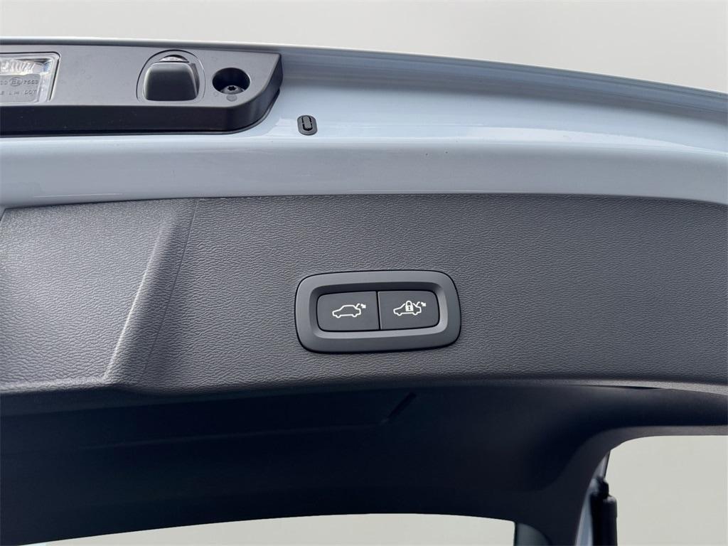 new 2026 Volvo XC40 car, priced at $50,150