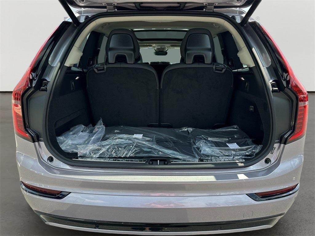 new 2026 Volvo XC90 car, priced at $73,321