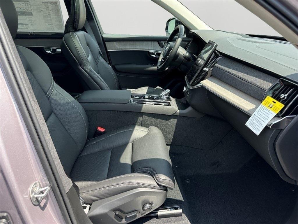 new 2026 Volvo XC90 car, priced at $73,321
