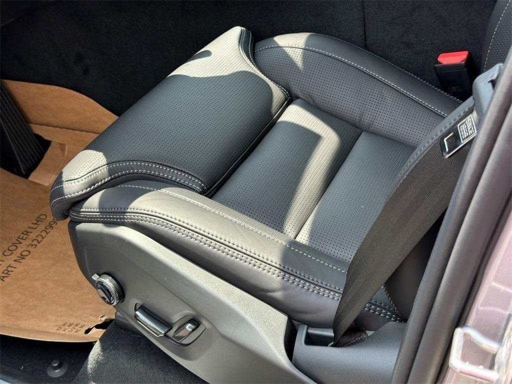 new 2026 Volvo XC90 car, priced at $73,321