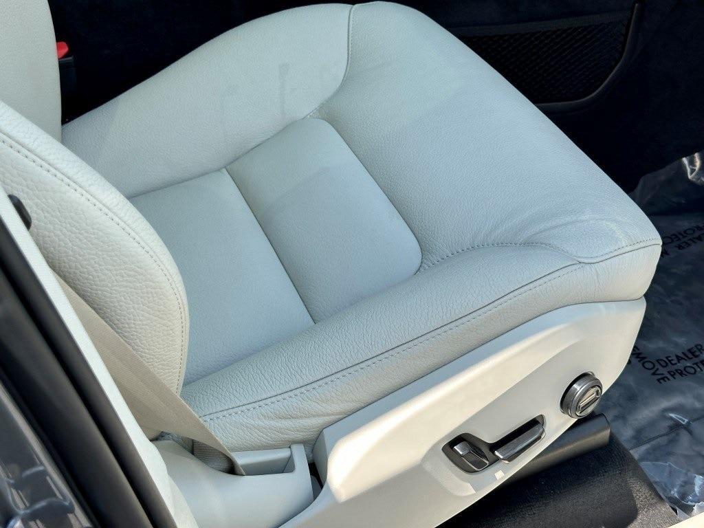 used 2020 Volvo XC90 car, priced at $33,980