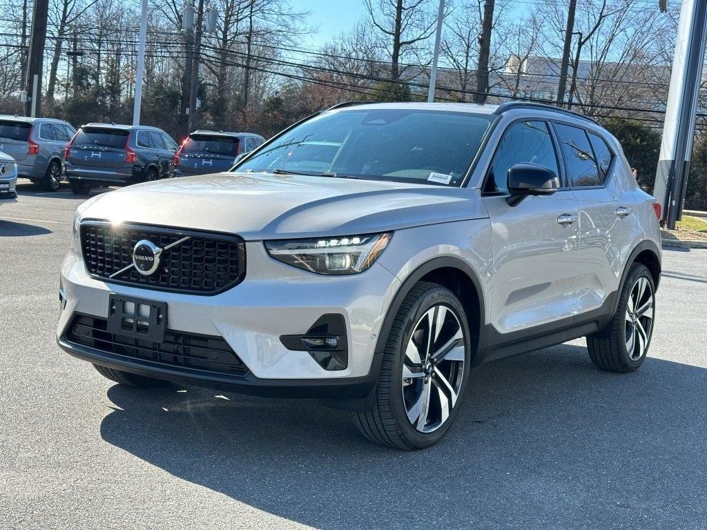 used 2024 Volvo XC40 car, priced at $44,980