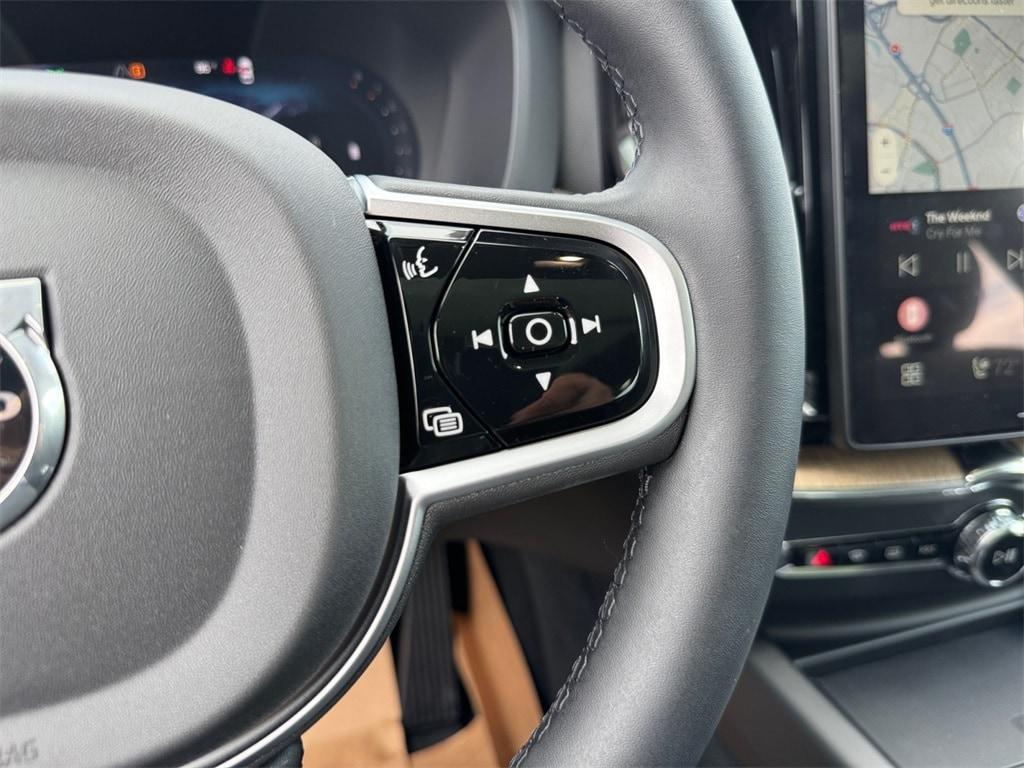new 2026 Volvo XC60 car, priced at $57,985