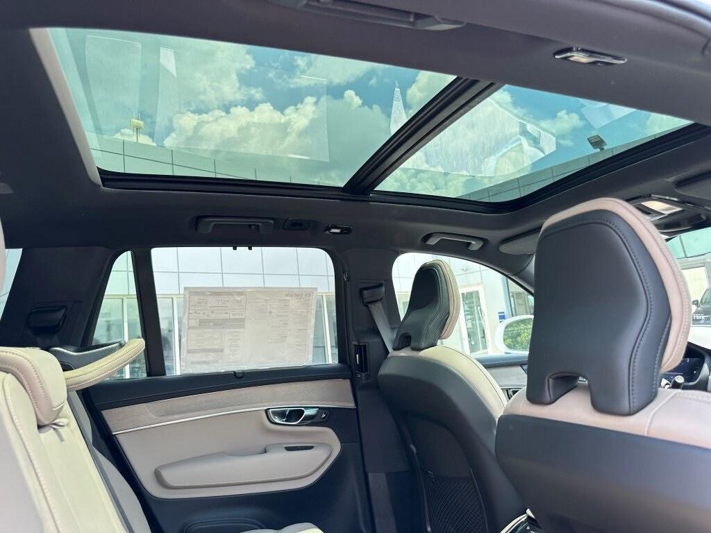 new 2025 Volvo XC90 Plug-In Hybrid car, priced at $82,405