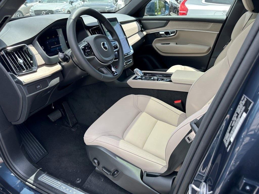new 2025 Volvo XC90 car, priced at $68,745