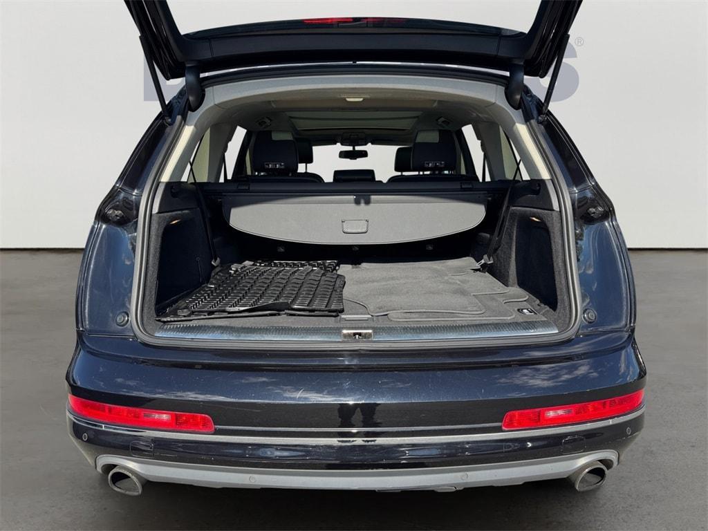 used 2015 Audi Q7 car, priced at $12,995