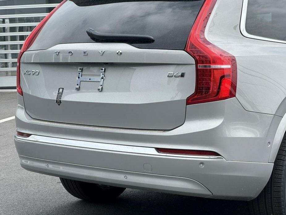 new 2024 Volvo XC90 car, priced at $65,565