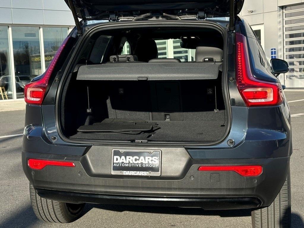 used 2022 Volvo XC40 Recharge Pure Electric car, priced at $29,980