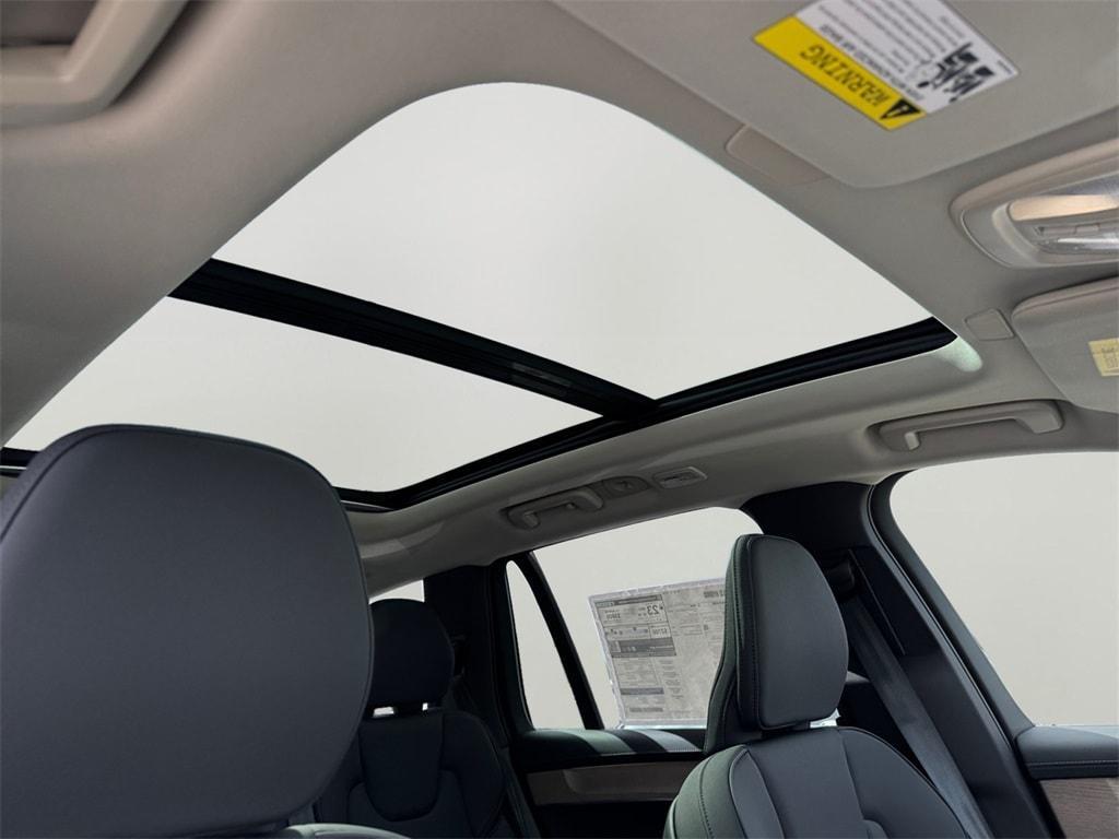 new 2026 Volvo XC90 car, priced at $69,721