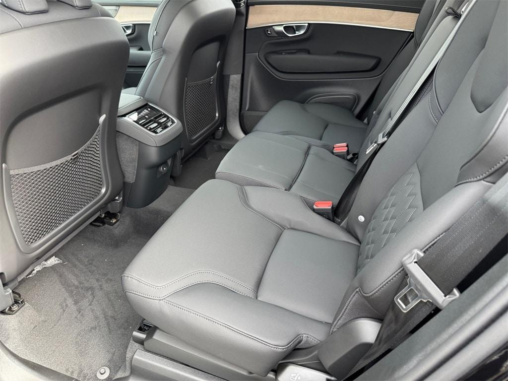 new 2026 Volvo XC90 car, priced at $69,721