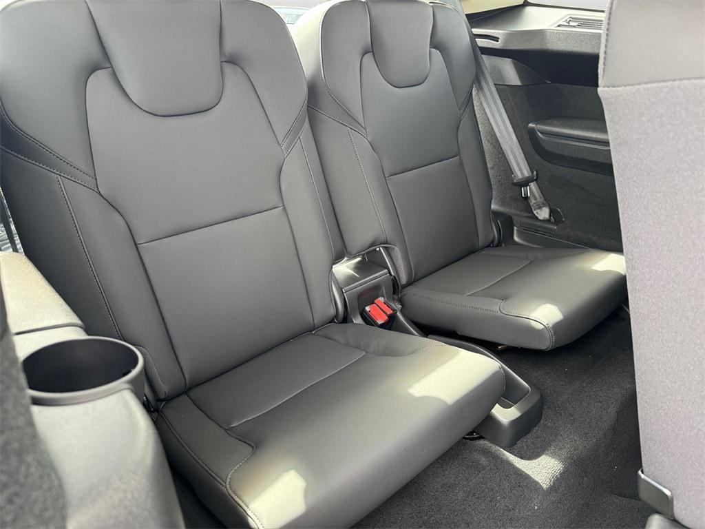 new 2026 Volvo XC90 car, priced at $69,721