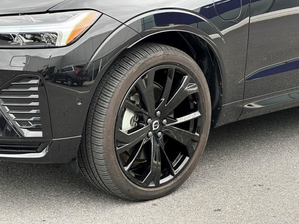 used 2024 Volvo XC60 Recharge Plug-In Hybrid car, priced at $61,980