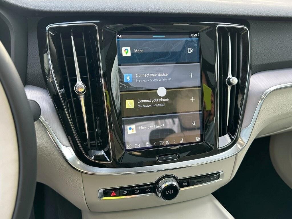 new 2024 Volvo S60 car, priced at $45,195