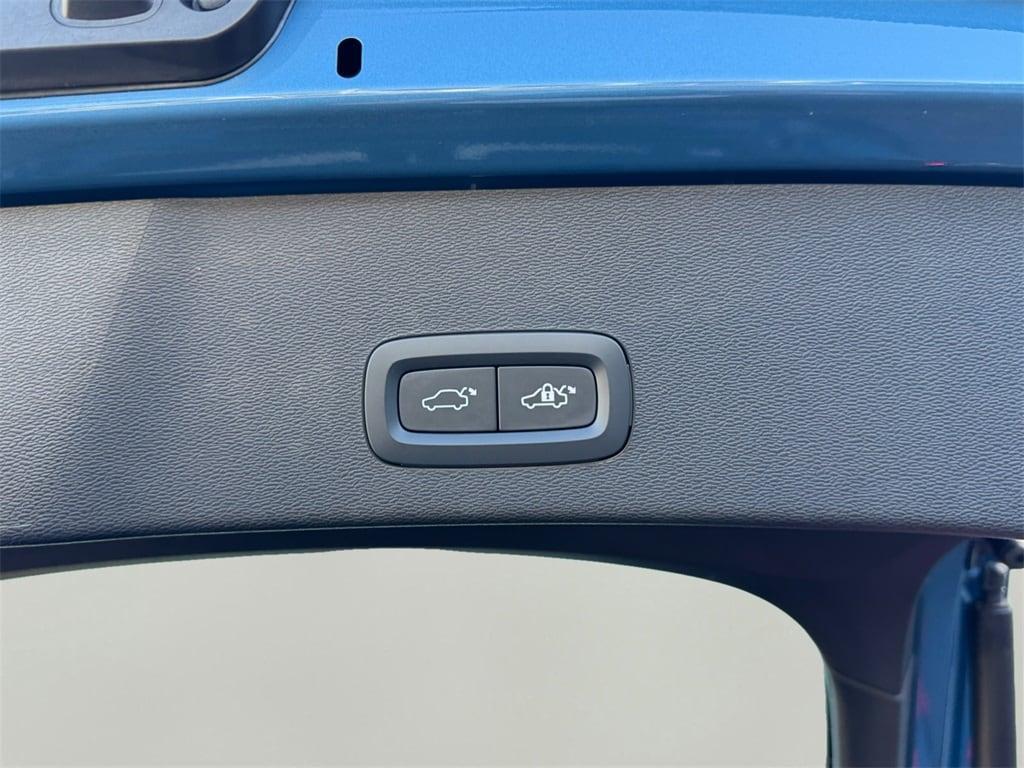 used 2024 Volvo C40 Recharge Pure Electric car, priced at $38,980