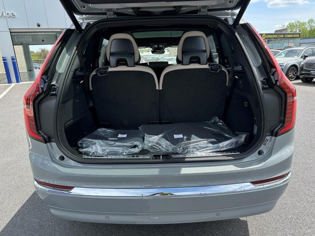 new 2025 Volvo XC90 Plug-In Hybrid car, priced at $77,895