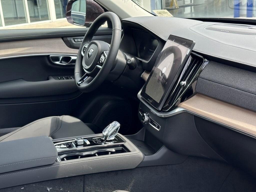 new 2025 Volvo XC90 Plug-In Hybrid car, priced at $80,045