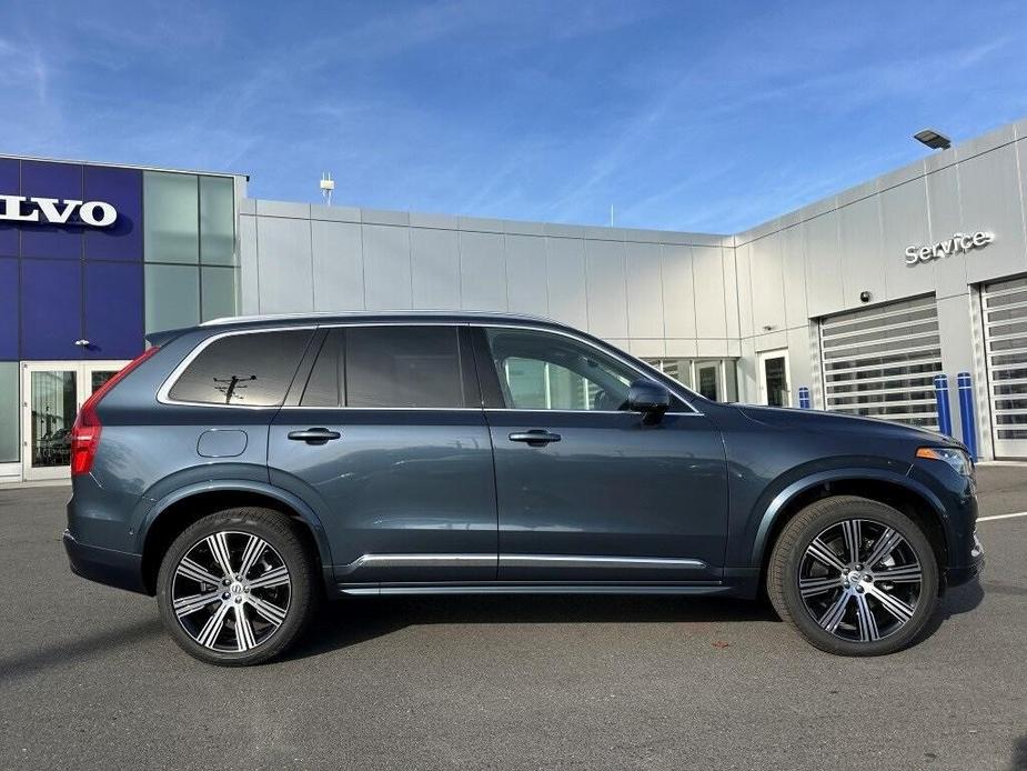 new 2025 Volvo XC90 Plug-In Hybrid car, priced at $79,071