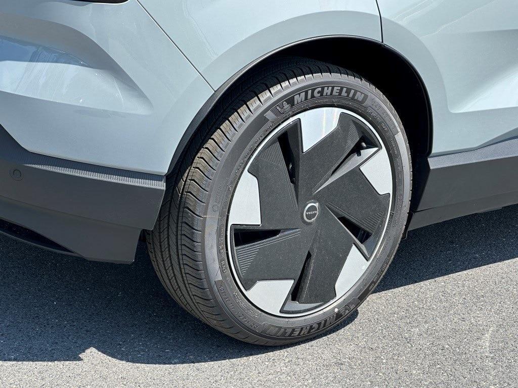 new 2025 Volvo EX30 car, priced at $46,695