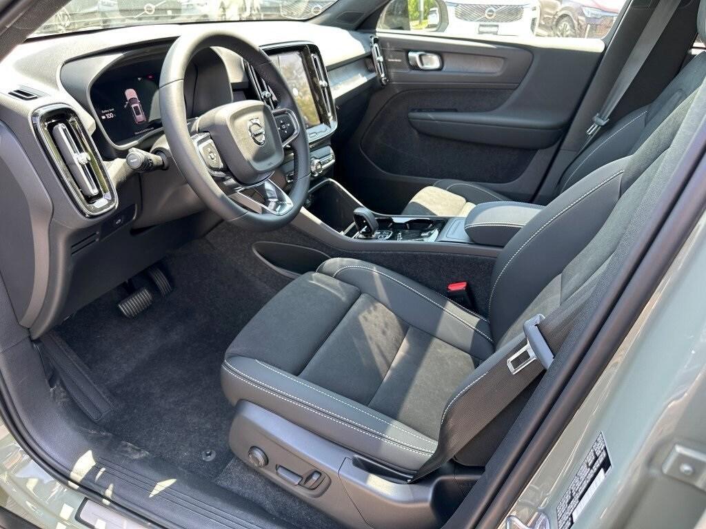 new 2025 Volvo EX40 car, priced at $62,045