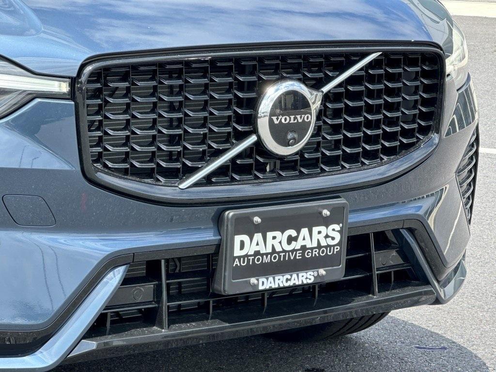new 2025 Volvo XC60 car, priced at $55,360