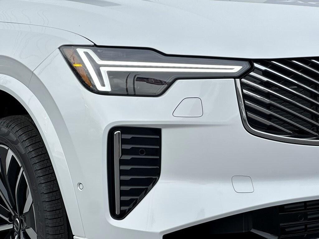 new 2025 Volvo XC90 Plug-In Hybrid car, priced at $75,441