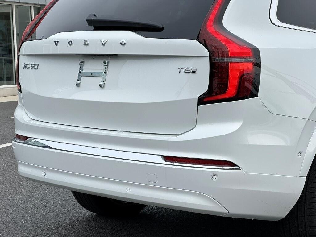 new 2025 Volvo XC90 Plug-In Hybrid car, priced at $75,441