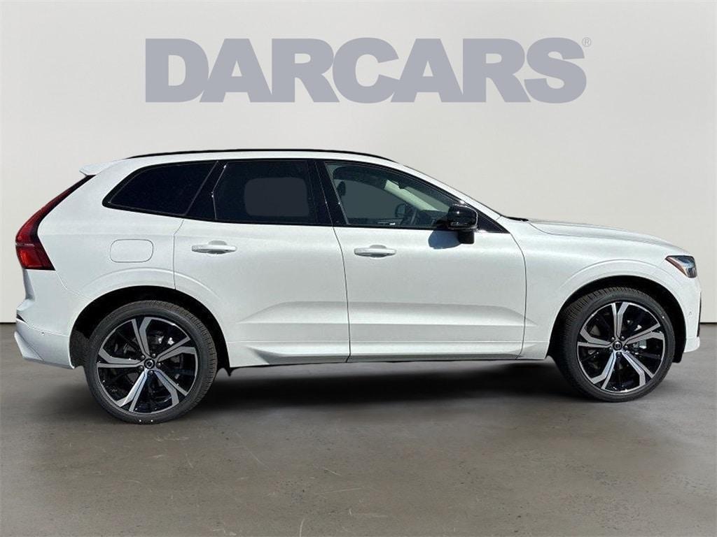new 2025 Volvo XC60 Plug-In Hybrid car, priced at $68,895