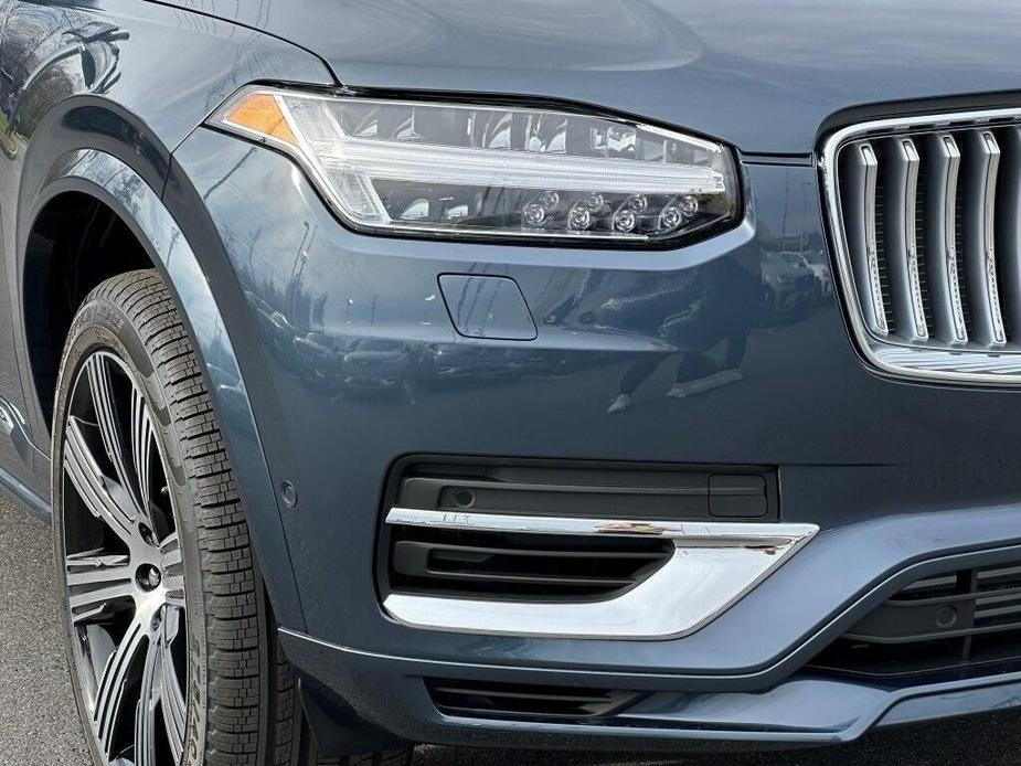 new 2025 Volvo XC90 Plug-In Hybrid car, priced at $73,521