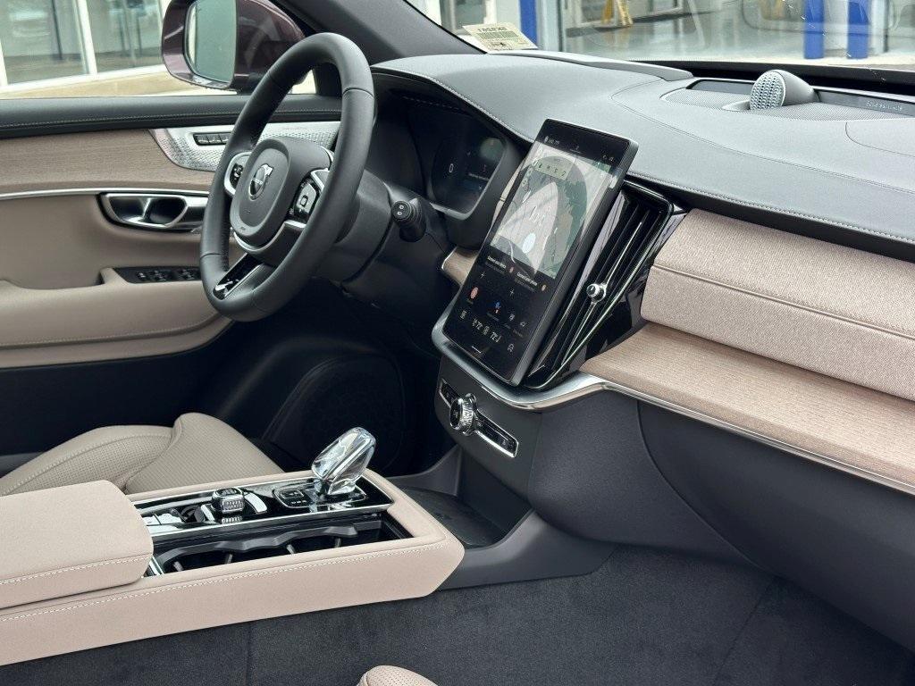 new 2025 Volvo XC90 car, priced at $76,845