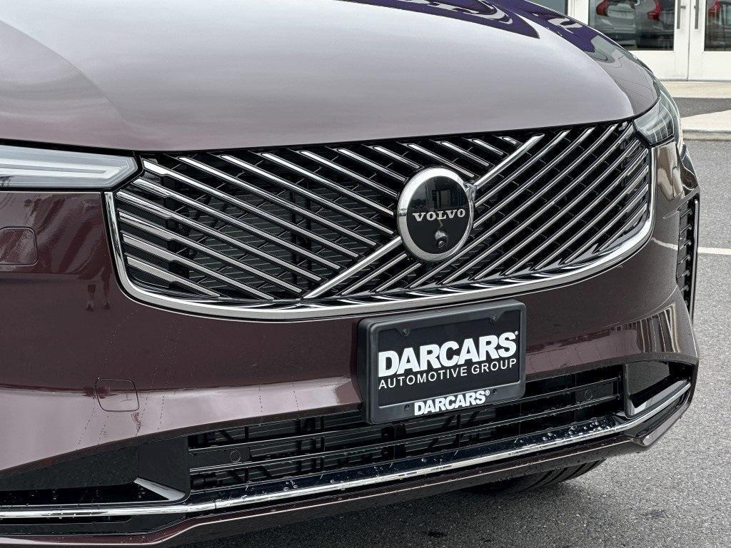 new 2025 Volvo XC90 car, priced at $76,845
