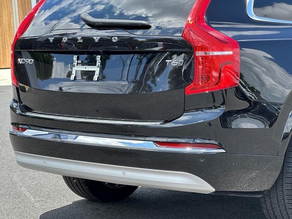 used 2022 Volvo XC90 car, priced at $45,980